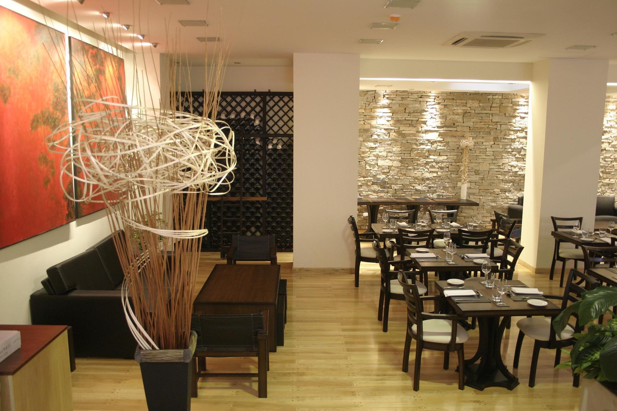 Villaggio Hotel Boutique Mendoza Restaurant photo